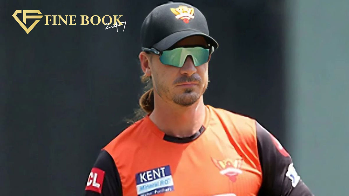 Dale Steyn has confirmed his resignation as bowling coach of Sunrisers Hyderabad.