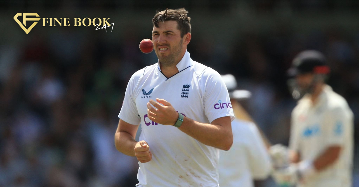 Jamie Overton rejoins the England squad for their opening Test match against India.